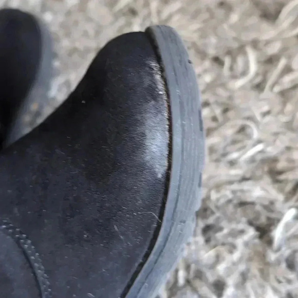 Bundle of Toddler girls boots Cat and Jack, Comfy Kids - Picture 8 of 11